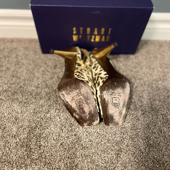 Stuart Weisman Leopard Print 👠 - Picture 6 of 6